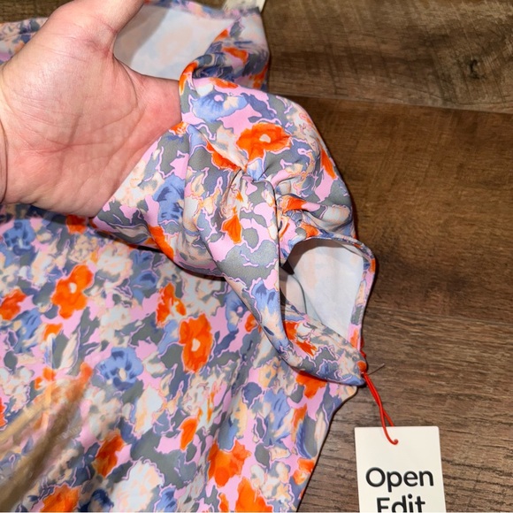 NEW Open Edit Asymmetrical Off-Shoulder Blouse in Pink Sky Floral - Picture 8 of 16